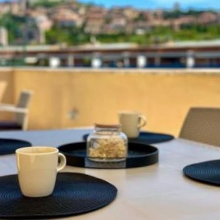 Exclusive Penthouse With 60 M2 Panoramic Terrace Διαμέρισμα Περούτζια Εξωτερικό φωτογραφία